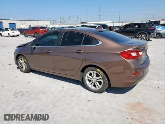 2019 Chevrolet Cruze LT с VIN 1G1BE5SM4K7105246, выставлен на аукционе Copart как лот 80406995 с пробегом 141 040 миль миль и Списание • Salvage title. История ставок и продаж доступна на DreamBid. Изображение 2.