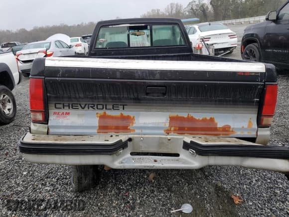 ✅ 1993 Chevrolet S-10 X96 • VIN: 1GCCS14ZXP8165295 • Лот: 79055054. Опубликован ранее на Copart с пробегом 256 596 миль. Бесплатный доступ к архиву аукционных продаж из США и подробный отчёт об истории автомобиля на DreamBid. Изображение 6.