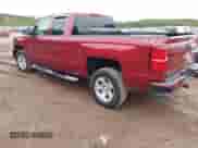 2018 Chevrolet Silverado 1500 LT z VIN 1GCVKREC6JZ176877, wystawiony jako IAAI lot #43559571 z przebiegiem Nie podano mil oraz . Historia ofert i sprzedaży dostępna na DreamBid. Obrazek 3.