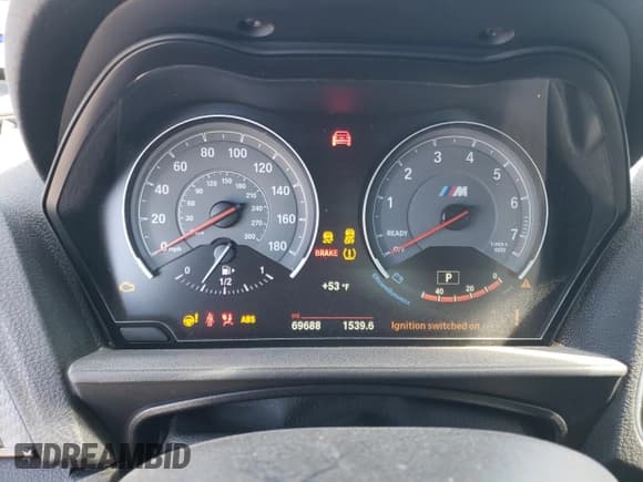 ✅ 2017 BMW M2 • VIN: WBS1H9C30HV887890 • Lot: 41363883. Wystawiony na Copart z przebiegiem 69 688 mil. Bezpłatny archiwum sprzedaży aukcyjnych z USA i szczegółowy raport historii pojazdu na DreamBid. Zdjęcie 9.