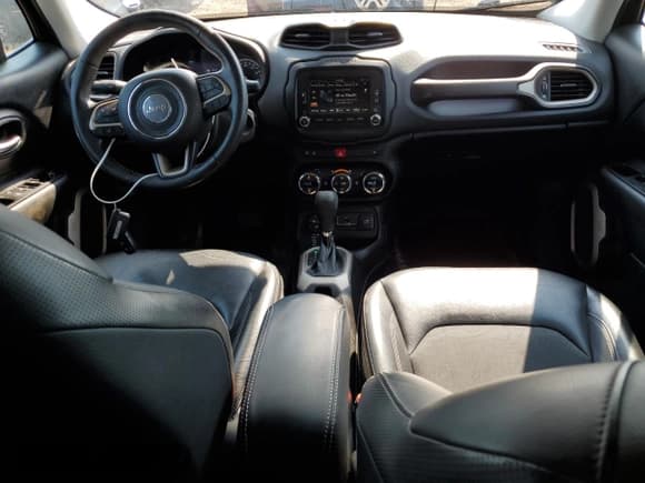 ✅ 2017 Jeep Renegade Trailhawk • VIN: ZACCJBCB2HPF40362 • Лот: 58470555. Опубликован ранее на Copart с пробегом 157 832 миль. Бесплатный доступ к архиву аукционных продаж из США и подробный отчёт об истории автомобиля на DreamBid. Изображение 8.