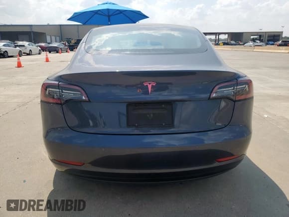 ✅ 2022 Tesla Model 3 • VIN: 5YJ3E1EA5NF309557 • Lot: 80353195. Wystawiony na Copart z przebiegiem 69 538 mil. Bezpłatny archiwum sprzedaży aukcyjnych z USA i szczegółowy raport historii pojazdu na DreamBid. Zdjęcie 6.