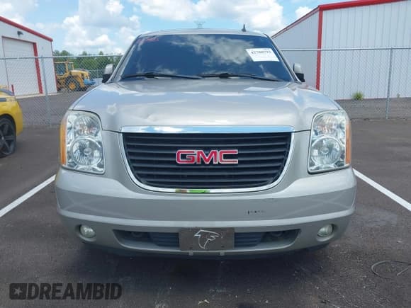 ✅ 2009 GMC Yukon SLT 4SB • VIN: 1GKFC33059R155834 • Lot: 42780792. Wystawiony na IAAI z przebiegiem 247 965 mil. Bezpłatny archiwum sprzedaży aukcyjnych z USA i szczegółowy raport historii pojazdu na DreamBid. Zdjęcie 12.