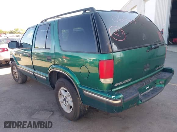1999 Chevrolet Blazer LT с VIN 1GNDT13W5X2131249, выставлен на аукционе IAAI как лот 42306564 с пробегом 162 149 миль миль и . История ставок и продаж доступна на DreamBid. Изображение 3.