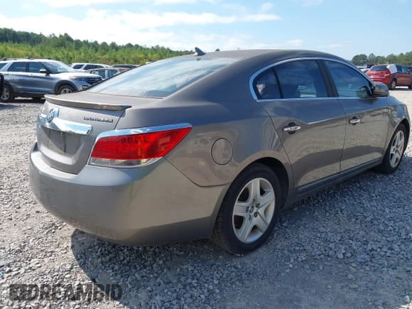 ✅ 2011 Buick LaCrosse CX • VIN: 1G4GA5EC5BF304108 • Лот: 42851651. Опубликован ранее на IAAI с пробегом 104 847 миль. Бесплатный доступ к архиву аукционных продаж из США и подробный отчёт об истории автомобиля на DreamBid. Изображение 4.