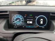 ✅ 2022 Hyundai Tucson SEL • VIN: 5NMJCCAE6NH153979 • Lot: 70316892. Wystawiony na Copart z przebiegiem 3 795 mil. Bezpłatny archiwum sprzedaży aukcyjnych z USA i szczegółowy raport historii pojazdu na DreamBid. Zdjęcie 9.