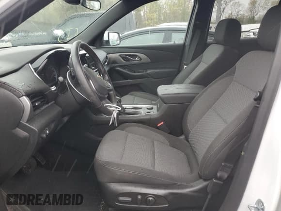 ✅ 2022 Chevrolet Traverse LT Cloth • VIN: 1GNEVMKW7NJ190372 • Лот: 44315595. Опубликован ранее на Copart с пробегом 19 791 миль. Бесплатный доступ к архиву аукционных продаж из США и подробный отчёт об истории автомобиля на DreamBid. Изображение 7.