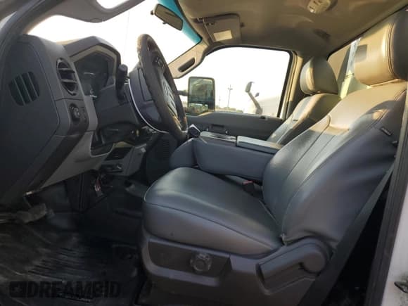 ✅ 2016 Ford F-550 XL • VIN: 1FDUF5GT6GED42011 • Lot: 69095925. Listed on Copart with 163,252 mi. Free auction sales archive from the USA and detailed vehicle history report at DreamBid. Image 7.