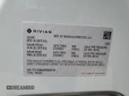 ✅ 2023 Rivian R1T Adventure • VIN: 7FCTGBAA0PN028139 • Lot: 57993095. Wystawiony na Copart z przebiegiem 12 580 mil. Bezpłatny archiwum sprzedaży aukcyjnych z USA i szczegółowy raport historii pojazdu na DreamBid. Zdjęcie 13.