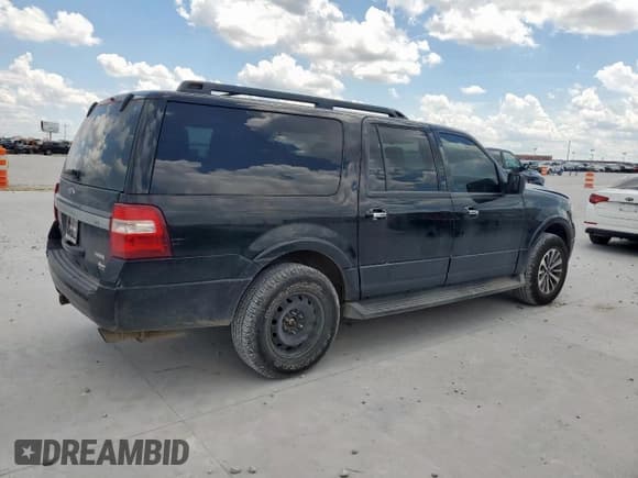 ✅ 2017 Ford Expedition Max XLT • VIN: 1FMJK1HT1HEA08072 • Lot: 62906435. Wystawiony na Copart z przebiegiem 151 680 mil. Bezpłatny archiwum sprzedaży aukcyjnych z USA i szczegółowy raport historii pojazdu na DreamBid. Zdjęcie 3.