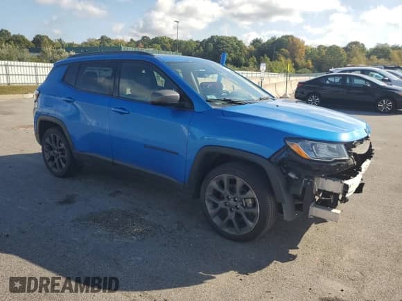 2021 Jeep Compass 80th Anniversary с VIN 3C4NJCEB4MT538353, выставлен на аукционе Copart как лот 85693435 с пробегом 81 766 миль миль и Чистый • Clean title. История ставок и продаж доступна на DreamBid. Изображение 4.