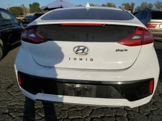 ✅ 2018 Hyundai Ioniq Limited • VIN: KMHC75LD1JU095663 • Lot: 82675094. Wystawiony na Copart z przebiegiem 66 483 mil. Bezpłatny archiwum sprzedaży aukcyjnych z USA i szczegółowy raport historii pojazdu na DreamBid. Zdjęcie 6.