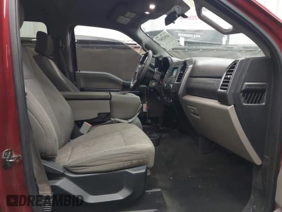 ✅ 2017 Ford F-250 Lariat • VIN: 1FT7W2BT3HEF19655 • Lot: 41932807. Wystawiony na IAAI z przebiegiem 231 282 mil. Bezpłatny archiwum sprzedaży aukcyjnych z USA i szczegółowy raport historii pojazdu na DreamBid. Zdjęcie 5.