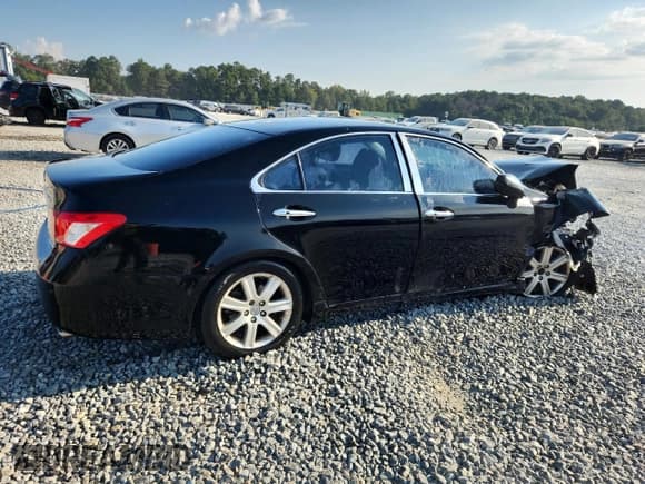 ✅ 2007 Lexus ES 330 • VIN: JTHBJ46G072026919 • Lot: 71552145. Wystawiony na Copart z przebiegiem 251 037 mil. Bezpłatny archiwum sprzedaży aukcyjnych z USA i szczegółowy raport historii pojazdu na DreamBid. Zdjęcie 3.