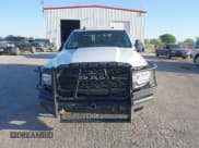 ✅ 2022 Ram 2500 Tradesman • VIN: 3C6UR5HJ4NG130956 • Lot: 41934589. Listed on IAAI with 117,963 mi. Free auction sales archive from the USA and detailed vehicle history report at DreamBid. Image 12.