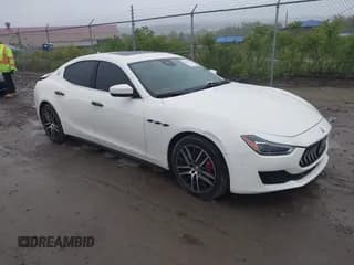 ✅ 2018 Maserati Ghibli S Q4 • VIN: ZAM57YTA5J1268683 • Лот: 42359671. Опубликован ранее на IAAI с пробегом 54 981 миль. Бесплатный доступ к архиву аукционных продаж из США и подробный отчёт об истории автомобиля на DreamBid. Изображение 1.