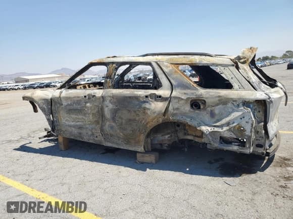 ✅ 2021 Ford Explorer Limited • VIN: 1FMSK7FH0MGB64270 • Лот: 68320055. Опубликован ранее на Copart с пробегом Не указан. Бесплатный доступ к архиву аукционных продаж из США и подробный отчёт об истории автомобиля на DreamBid. Изображение 2.