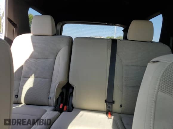 2022 Chevrolet Traverse LS with VIN 1GNERLKW2NJ171338, listed as a Copart auction lot 70129854 with 37,895 mi miles and Salvage title. Bid and sale history available at DreamBid. Image 10.