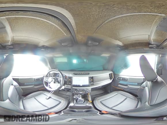 ✅ 2021 Ford Bronco • VIN: 1FMDE5CH1MLA60600 • Lot: 54076135. Wystawiony na Copart z przebiegiem 39 526 mil. Bezpłatny archiwum sprzedaży aukcyjnych z USA i szczegółowy raport historii pojazdu na DreamBid. Zdjęcie 14.