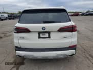 ✅ 2021 BMW X5 xDrive40i • VIN: 5UXCR6C04M9E53560 • Лот: 89476545. Опубликован ранее на Copart с пробегом 42 693 миль. Бесплатный доступ к архиву аукционных продаж из США и подробный отчёт об истории автомобиля на DreamBid. Изображение 6.
