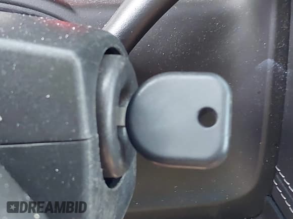 ✅ 2019 Chevrolet Suburban LT • VIN: 1GNSCHKC9KR375252 • Lot: 43286862. Wystawiony na IAAI z przebiegiem 214 493 mil. Bezpłatny archiwum sprzedaży aukcyjnych z USA i szczegółowy raport historii pojazdu na DreamBid. Zdjęcie 11.