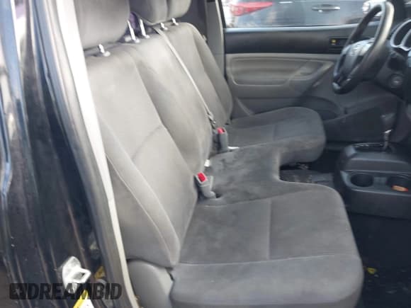 ✅ 2013 Toyota Tacoma • VIN: 5TFNX4CN9DX025525 • Lot: 43772381. Wystawiony na IAAI z przebiegiem 188 465 mil. Bezpłatny archiwum sprzedaży aukcyjnych z USA i szczegółowy raport historii pojazdu na DreamBid. Zdjęcie 8.