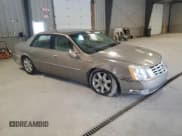 ✅ 2007 Cadillac DTS V8 • VIN: 1G6KD57Y77U182212 • Lot: 63569765. Listed on Copart with 73,640 mi. Free auction sales archive from the USA and detailed vehicle history report at DreamBid. Image 4.