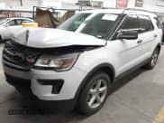 ✅ 2018 Ford Explorer • VIN: 1FM5K7B87JGA98444 • Lot: 42996968. Wystawiony na IAAI z przebiegiem 62 107 mil. Bezpłatny archiwum sprzedaży aukcyjnych z USA i szczegółowy raport historii pojazdu na DreamBid. Zdjęcie 17.