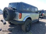 ✅ 2024 Ford Bronco Outer Banks • VIN: 1FMDE8BH5RLB49306 • Lot: 43096340. Wystawiony na IAAI z przebiegiem 2 301 mil. Bezpłatny archiwum sprzedaży aukcyjnych z USA i szczegółowy raport historii pojazdu na DreamBid. Zdjęcie 4.