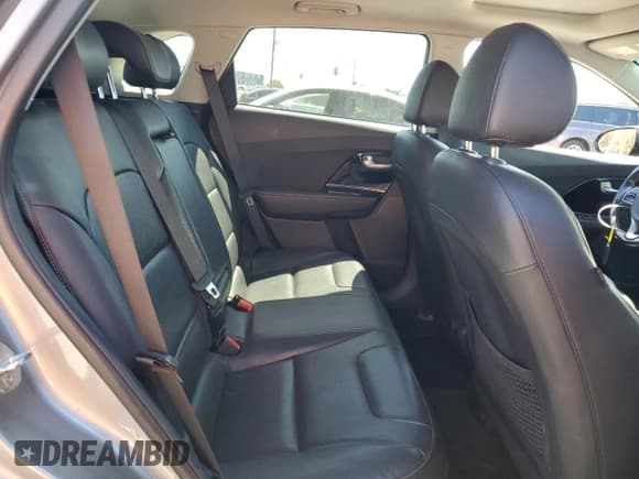 ✅ 2022 Kia Niro EX Premium • VIN: KNDCC3LD3N5534625 • Lot: 63118385. Listed on Copart with 91,884 mi. Free auction sales archive from the USA and detailed vehicle history report at DreamBid. Image 11.