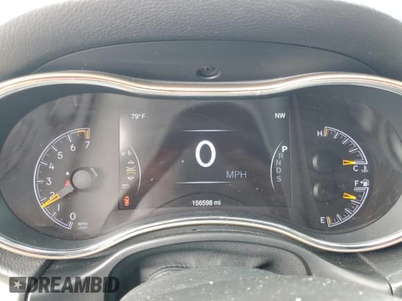 ✅ 2015 Jeep Grand Cherokee Altitude • VIN: 1C4RJFAG8FC886143 • Лот: 81366185. Опубликован ранее на Copart с пробегом 156 598 миль. Бесплатный доступ к архиву аукционных продаж из США и подробный отчёт об истории автомобиля на DreamBid. Изображение 9.