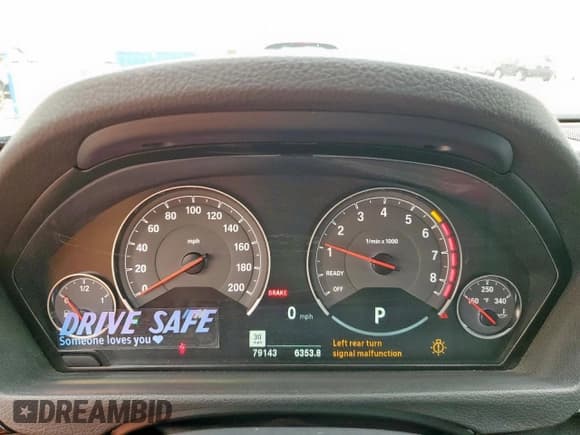 ✅ 2018 BMW M3 • VIN: WBS8M9C59J5J77887 • Lot: 47548905. Listed on Copart with 79,143 mi. Free auction sales archive from the USA and detailed vehicle history report at DreamBid. Image 9.