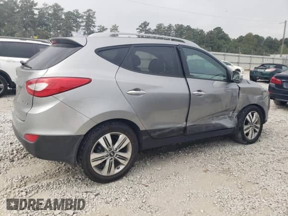 2015 Hyundai Tucson SE z VIN KM8JU3AG2FU017062, wystawiony jako Copart lot #71216813 z przebiegiem 118 372 mil mil oraz . Historia ofert i sprzedaży dostępna na DreamBid. Obrazek 3.