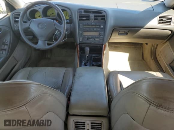 ✅ 2000 Lexus GS 300 • VIN: JT8BD68S7Y0100984 • Лот: 81005275. Опубликован ранее на Copart с пробегом 183 989 миль. Бесплатный доступ к архиву аукционных продаж из США и подробный отчёт об истории автомобиля на DreamBid. Изображение 8.