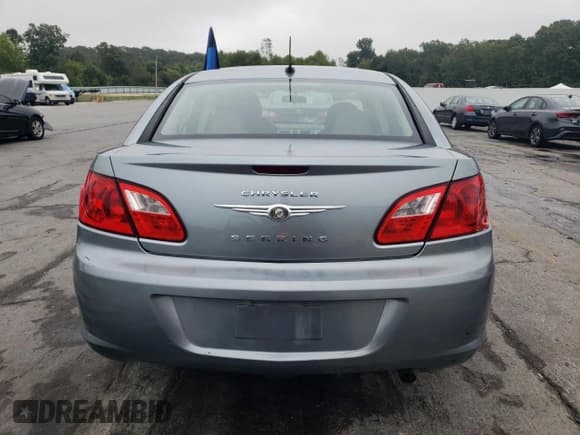 ✅ 2009 Chrysler Sebring LX • VIN: 1C3LC46B09N517811 • Lot: 70693695. Listed on Copart with 95,266 mi. Free auction sales archive from the USA and detailed vehicle history report at DreamBid. Image 6.