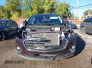 ✅ 2018 Chevrolet Traverse LT Cloth • VIN: 1GNERGKW9JJ147930 • Lot: 43468427. Wystawiony na IAAI z przebiegiem 107 643 mil. Bezpłatny archiwum sprzedaży aukcyjnych z USA i szczegółowy raport historii pojazdu na DreamBid. Zdjęcie 12.