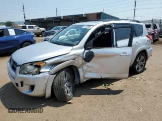 ✅ 2009 Toyota RAV4 Sport • VIN: JTMBK32V79D007465 • Lot: 67205995. Wystawiony na Copart z przebiegiem 140 521 mil. Bezpłatny archiwum sprzedaży aukcyjnych z USA i szczegółowy raport historii pojazdu na DreamBid. Zdjęcie 1.