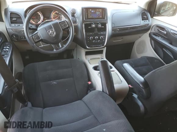 ✅ 2016 Dodge Grand Caravan SXT • VIN: 2C4RDGCG6GR203312 • Лот: 90272765. Опубликован ранее на Copart с пробегом 135 345 миль. Бесплатный доступ к архиву аукционных продаж из США и подробный отчёт об истории автомобиля на DreamBid. Изображение 8.