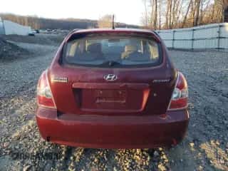 2007 Hyundai Accent SE с VIN KMHCN36CX7U041087, выставлен на аукционе Copart как лот 81683064 с пробегом 137 429 миль миль и Чистый • Clean title. История ставок и продаж доступна на DreamBid. Изображение 6.