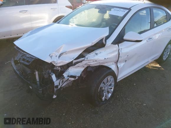 ✅ 2019 Hyundai Accent SE • VIN: 3KPC24A33KE069184 • Лот: 41452724. Опубликован ранее на IAAI с пробегом 66 049 миль. Бесплатный доступ к архиву аукционных продаж из США и подробный отчёт об истории автомобиля на DreamBid. Изображение 17.