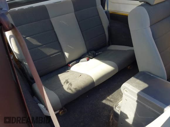 ✅ 2007 Jeep Wrangler X • VIN: 1J4FA24107L230159 • Лот: 43698240. Опубликован ранее на IAAI с пробегом 141 541 миль. Бесплатный доступ к архиву аукционных продаж из США и подробный отчёт об истории автомобиля на DreamBid. Изображение 8.