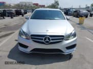 ✅ 2015 Mercedes-Benz E 350 Sport • VIN: WDDHF5KB2FB158632 • Lot: 43100460. Listed on IAAI with 148,531 mi. Free auction sales archive from the USA and detailed vehicle history report at DreamBid. Image 12.