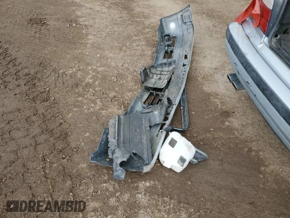 1998 BMW 3 Series z VIN WBACD3328WAV23184, wystawiony jako Copart lot #58570555 z przebiegiem 181 087 mil mil oraz Szkoda całkowita • Salvage title. Historia ofert i sprzedaży dostępna na DreamBid. Obrazek 12.