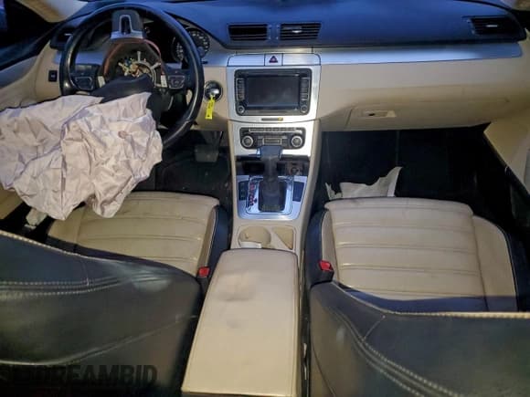 ✅ 2009 Volkswagen CC 4Motion • VIN: WVWGU73C19E549207 • Лот: 94996755. Опубликован ранее на Copart с пробегом Не указан. Бесплатный доступ к архиву аукционных продаж из США и подробный отчёт об истории автомобиля на DreamBid. Изображение 8.