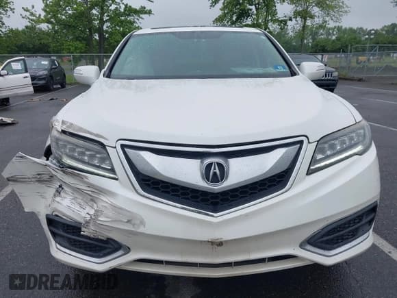 ✅ 2018 Acura RDX • VIN: 5J8TB4H31JL018201 • Lot: 42459595. Listed on IAAI with 106,523 mi. Free auction sales archive from the USA and detailed vehicle history report at DreamBid. Image 6.