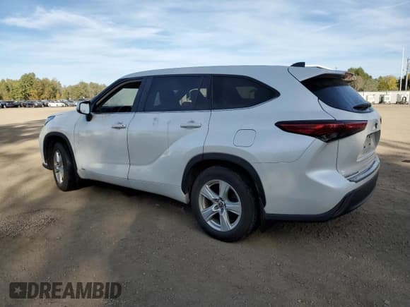 ✅ 2023 Toyota Highlander Hybrid LE • VIN: 5TDBBRCH5PS128654 • Lot: 85949345. Listed on Copart with 363,098 mi. Free auction sales archive from the USA and detailed vehicle history report at DreamBid. Image 2.