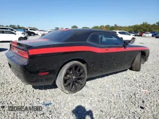 ✅ 2009 Dodge Challenger R/T • VIN: 2B3LJ54T99H558788 • Lot: 76913334. Wystawiony na Copart z przebiegiem 198 790 mil. Bezpłatny archiwum sprzedaży aukcyjnych z USA i szczegółowy raport historii pojazdu na DreamBid. Zdjęcie 3.