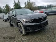 ✅ 2023 Volvo XC40 Ultimate • VIN: YV4ED3UM5P2023438 • Lot: 94959015. Listed on Copart with 17,971 mi. Free auction sales archive from the USA and detailed vehicle history report at DreamBid. Image 14.