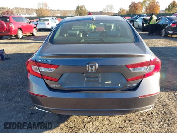 ✅ 2019 Honda Accord EX • VIN: 1HGCV3F45KA013867 • Lot: 43597504. Listed on IAAI with 97,015 mi. Free auction sales archive from the USA and detailed vehicle history report at DreamBid. Image 17.