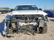 ✅ 2023 Toyota Tundra SR5 • VIN: 5TFLA5AB1PX023358 • Lot: 91829715. Wystawiony na Copart z przebiegiem 69 522 mil. Bezpłatny archiwum sprzedaży aukcyjnych z USA i szczegółowy raport historii pojazdu na DreamBid. Zdjęcie 5.